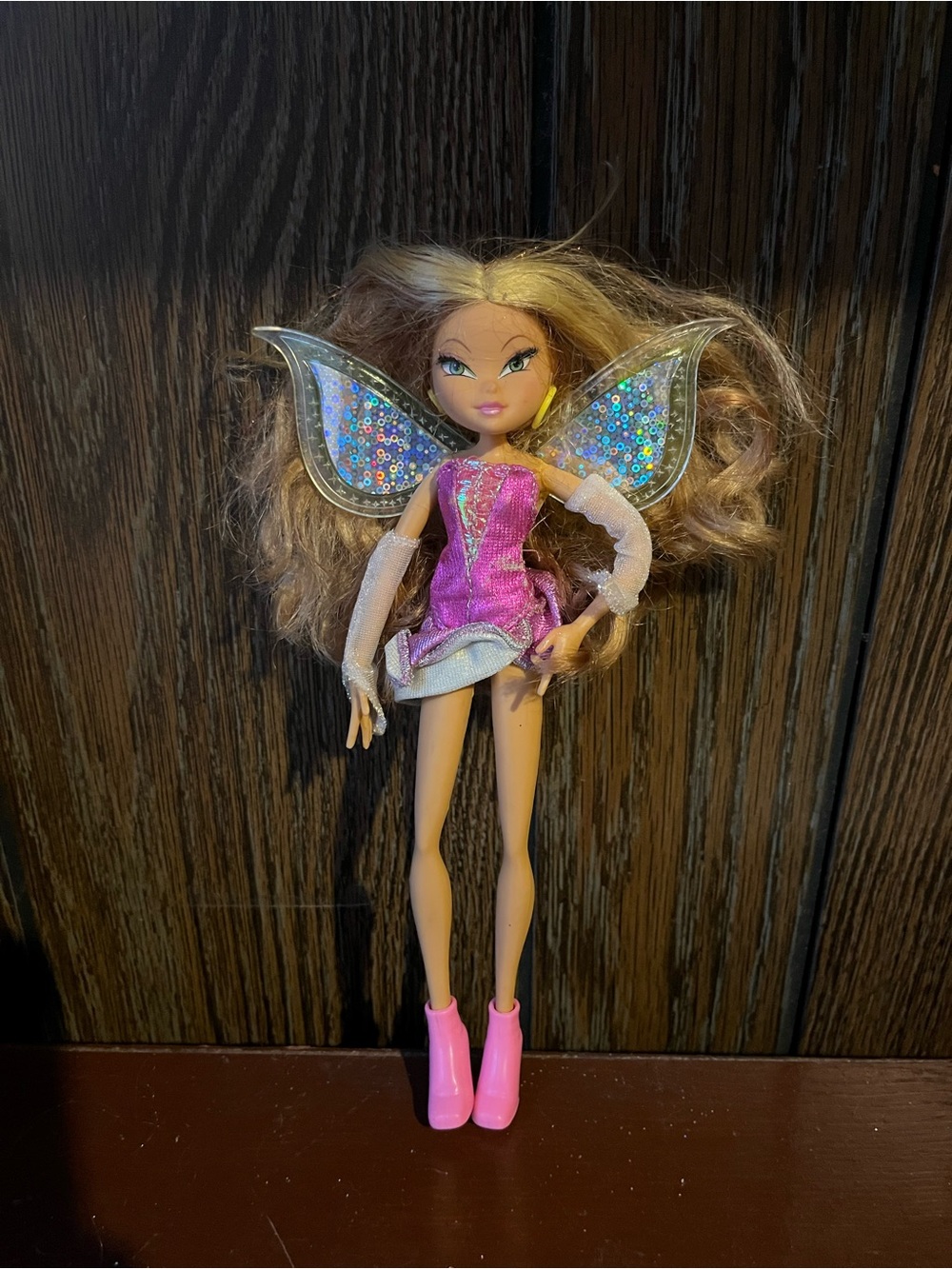 Mattel Winx Club Charmix Flora Doll Preowned